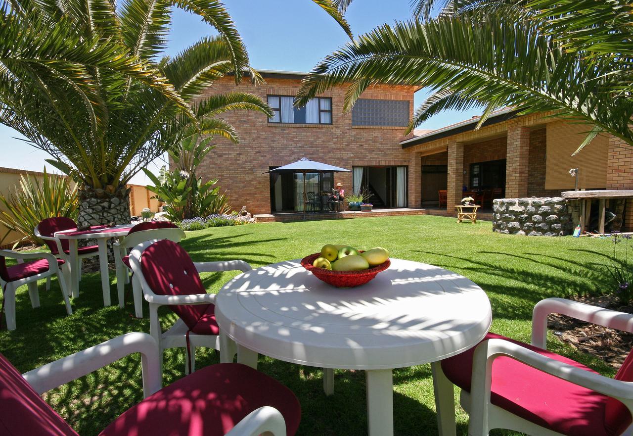 Chala-Kigi Apartments Swakopmund Luaran gambar